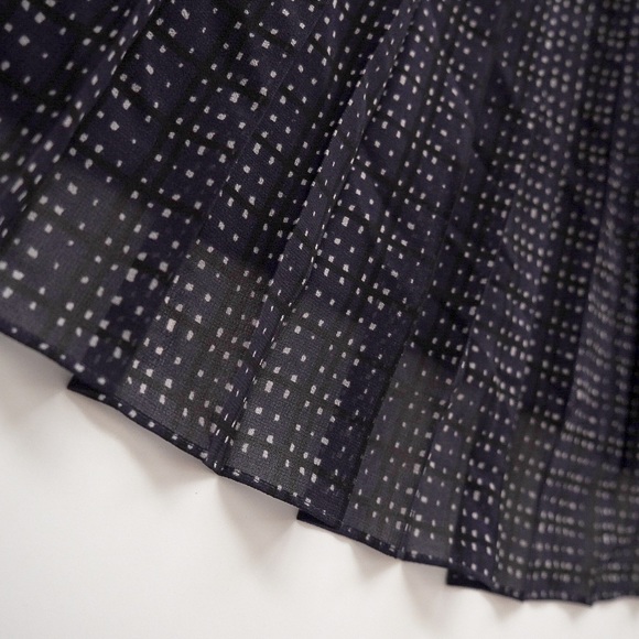 Loft navy sweater with sheer pleated back. - Picture 6 of 6